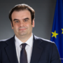 Πιερρακάκης στο Bloomberg: Έτοιμη να απαντήσει η ΕΕ στους δασμούς Τραμπ