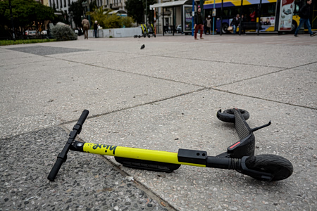 Ηλεία: Νεκρός 13χρονος που οδηγούσε ηλεκτρικό πατίνι – Συγκρούστηκε με αυτοκίνητο