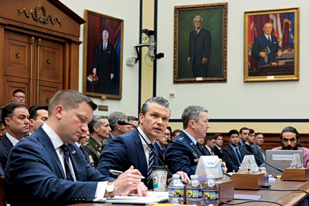 Πόλεμος Ιράν: 25 δισ. δολ. το κόστος για τις ΗΠΑ – Χέγκσεθ: «Ο εχθρός είναι οι Δημοκρατικοί»