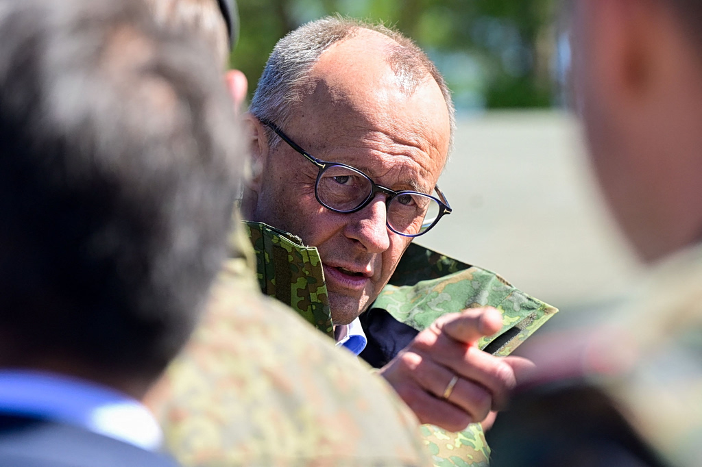 Στα άκρα η σύγκρουση Τραμπ – Μερτς: Απειλές για αποχώρηση των αμερικανικών στρατευμάτων από τη Γερμανία