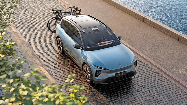 Οδηγούμε στην Ελλάδα το NIO EL6