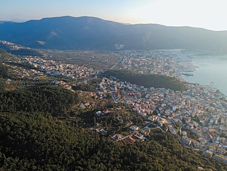 «Να έχει ζωή και δραστηριότητες, όχι μόνο καφέ»