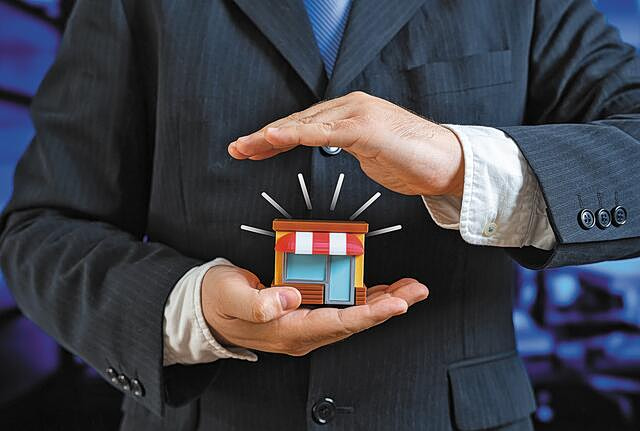 Γιατί οι μικρομεσαίες επιχειρήσεις χάνουν τα ταλέντα τους αθόρυβα;