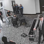 Βίντεο-ντοκουμέντο από την επίθεση στην εκδήλωση με τον Τραμπ – Η στιγμή που ο δράστης περνά με την καραμπίνα