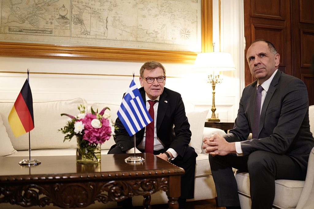 Ευρωπαϊκή άμυνα υπό πίεση: Αθήνα – Βερολίνο σε κοινό βηματισμό στη σκιά Τραμπ