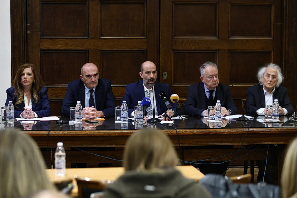 Υποκλοπές: Από το αρχείο… στο Στρασβούργο – Ευρωπαϊκή τροπή μετά τη συνέντευξη Τύπου του ΔΣΑ