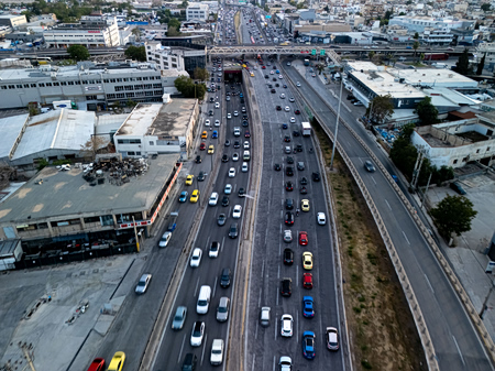 Κηφισός: Καραμπόλα 4 οχημάτων, ένας τραυματίας, ουρές χιλιομέτρων