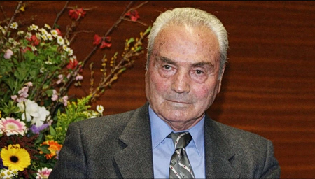 Πέθανε στα 89 του ο δημοσιογράφος Σταύρος Τσώχος