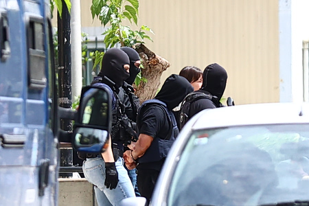 Greek Mafia: Η δικογραφία για τη δολοφονία Καραϊβάζ στο τζιπ του «Θαμνάκια»