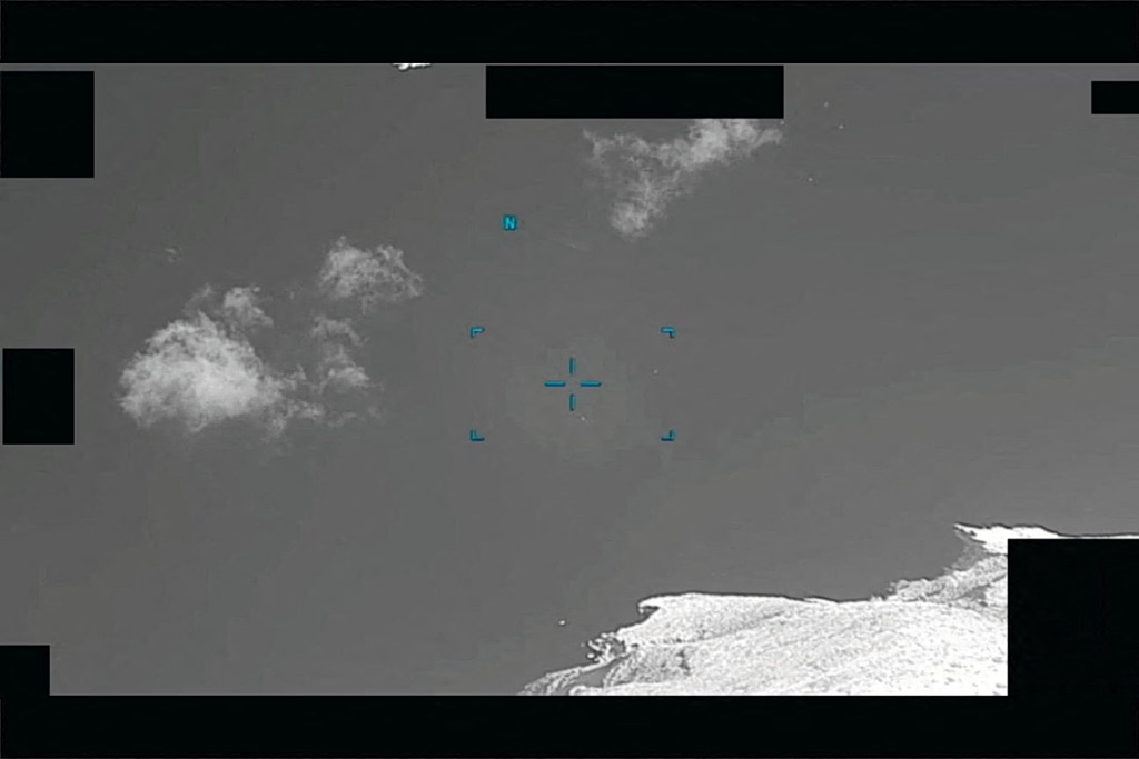 UFO και στην Ελλάδα εντόπισαν αμερικανοί πιλότοι – Τα βίντεο του Πενταγώνου