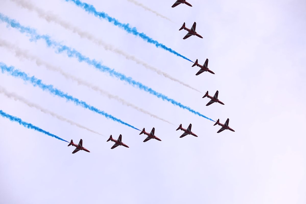 Φλοίσβος: Εντυπωσιακό airshow για τα 95 χρόνια της Πολεμικής Αεροπορίας | Επικαιρότητα στο PlusTV.gr
