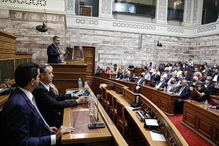 ΠαΣοΚ: Τι θα προτείνει ο Ανδρουλάκης για τη Συνταγματική Αναθεώρηση – Οι 3 άξονες