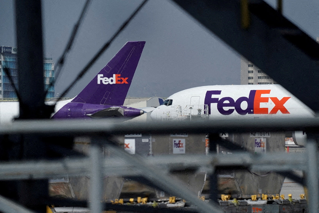 Σοκ στη Θεσσαλονίκη: Μετά τη Ryanair φεύγει και η FedEx – Τι σημαίνει για την αγορά της B. Ελλάδας
