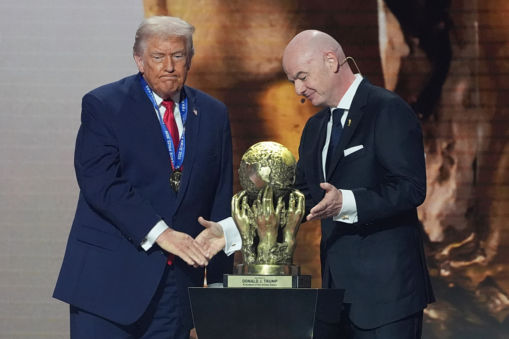 Μουντιάλ 2026: Η κυβέρνηση Τραμπ «παγώνει» τις εγγυήσεις των 15.000 δολαρίων για τους φιλάθλους