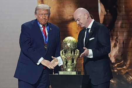 Μουντιάλ 2026: Η κυβέρνηση Τραμπ «παγώνει» τις εγγυήσεις των 15.000 δολαρίων για τους φιλάθλους