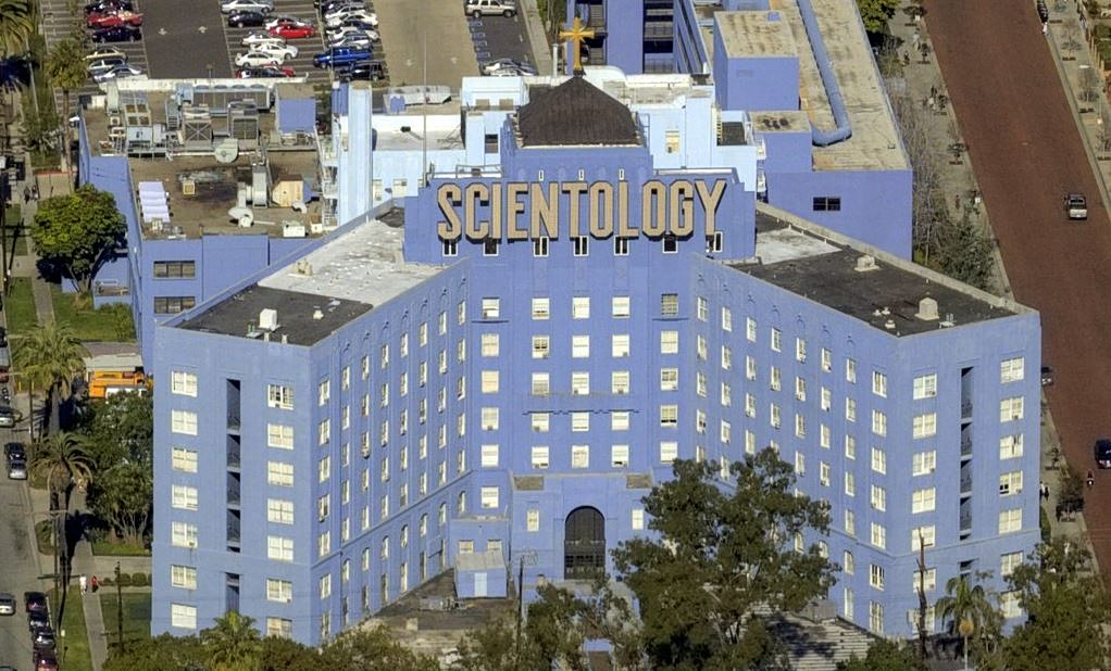 Scientology speedrun: Γιατί νέοι εισβάλλουν σε κτίρια της Σαηεντολογίας