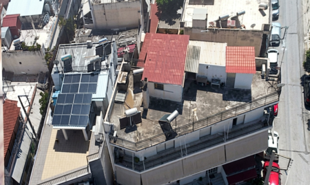 «Δίναμε ρούχα αλλά φορούσαν τα ίδια βρώμικα» – Νέες μαρτυρίες για τα 6 ανήλικα στο Περιστέρι