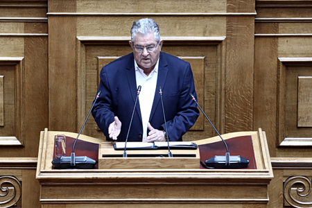 Βουλή: «Πυρά» Κουτσούμπα – «Προκαλεί αποστροφή το πολιτικό σουλάτσο»