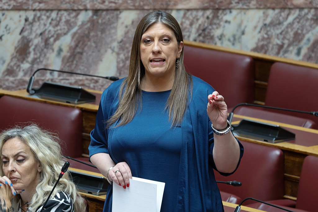Ενταση στη Βουλή για την άρση ασυλίας της Ζωής Κωνσταντοπούλου – «Επίορκοι δικαστές» και βαριές καταγγελίες