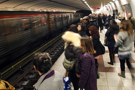 Μπες στις συγκοινωνίες πριν μιλήσεις για αυτές