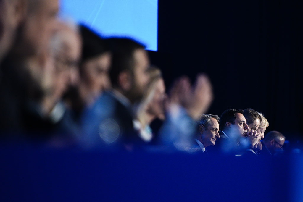 Συνέδριο ΝΔ: Τι έκρυβαν οι παρεμβάσεις των υπουργών; Τα κρυφά μηνύματα, τα ρήγματα