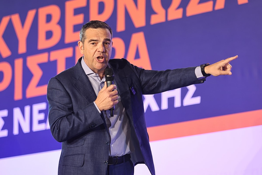 Ο Αλέξης Τσίπρας ζήτησε ιδέες για το όνομα του κόμματός του – Ποιο κυριάρχησε