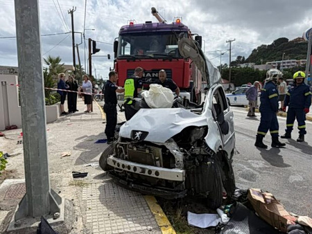 Ρόδος: Η έκθεση της Τροχαίας δείχνει βλάβη στο φανάρι