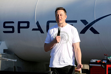 H SpaceX οδεύει προς τη μεγαλύτερη IPO της Ιστορίας – Ο Μασκ θα γίνει τρισεκατομμυριούχος