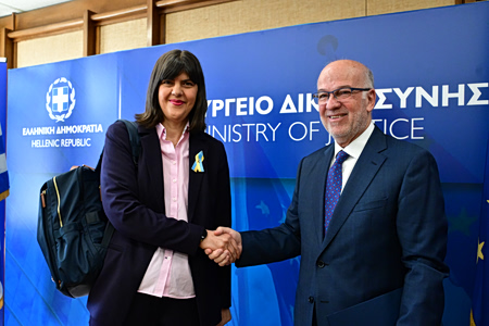 Γιατί αντιδρά η Ευρωπαϊκή Εισαγγελία στη ρύθμιση της κυβέρνησης για την επίσπευση των ερευνών για πολιτικούς