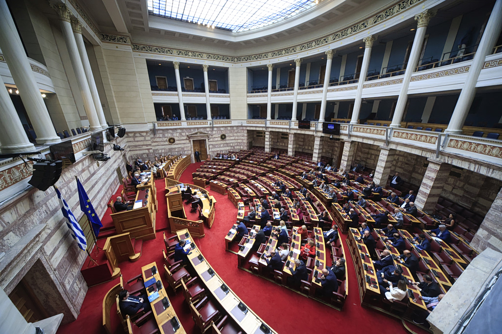 Ακροβασίες σε κλίμα ακραίας πόλωσης