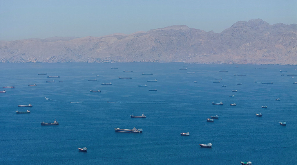 Ιράν: Ράλι στο πετρέλαιο μετά τη ρήξη με τις ΗΠΑ – Κίνδυνος για τα Στενά του Ορμούζ