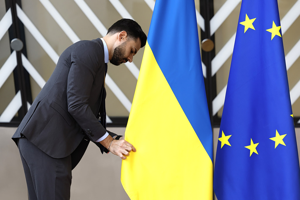 Τζέραλντ Κνάους: «Η Ουκρανία να ενταχθεί στην ενιαία ευρωπαϊκή αγορά»