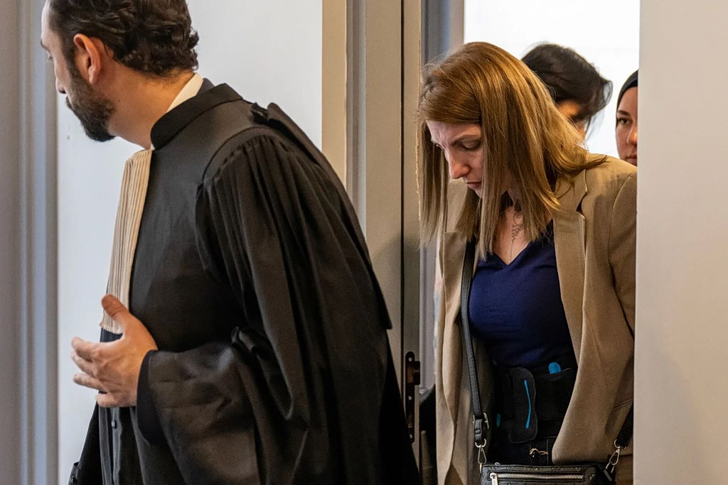 Από τη Ζιζέλ Πελικό στη Λετίσια – Νέα υπόθεση κακοποίησης ανοίγει πληγές στη Γαλλία