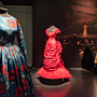 «Maria La Callas»: 18 κοστούμια της ταινίας με την Αντζελίνα Τζολί στο Μουσείο Μπενάκη