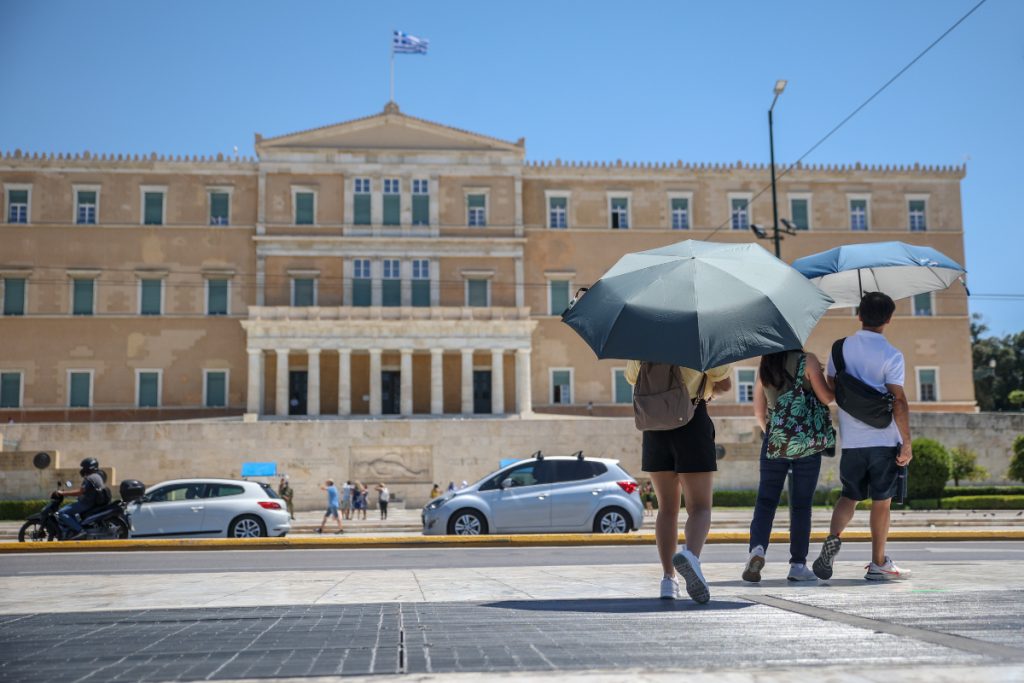 Γιατί τελειώνουν Market Pass και επιδόματα; Το «κραχ» και το Plan B του Μαξίμου