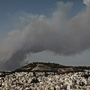 Φωτιά στο Λυκαβηττό: Πού έχει διακοπεί η κυκλοφορία των οχημάτων