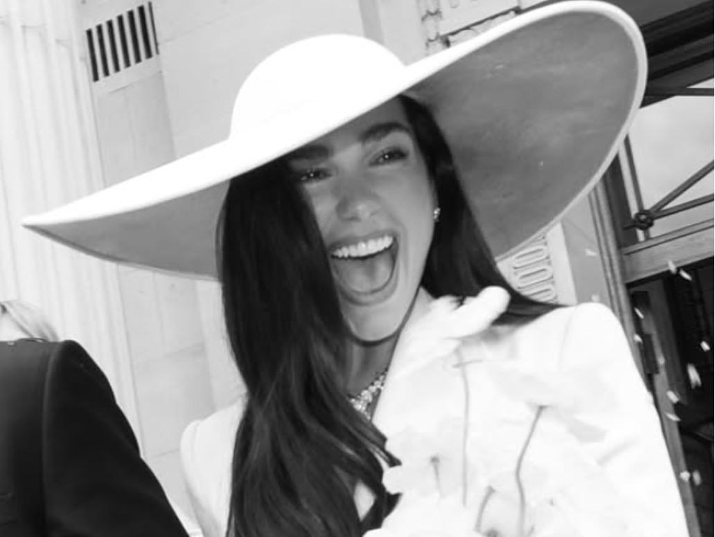 Dua Lipa: Η πρώτη της δημοσίευση μετά τον πολιτικό γάμο