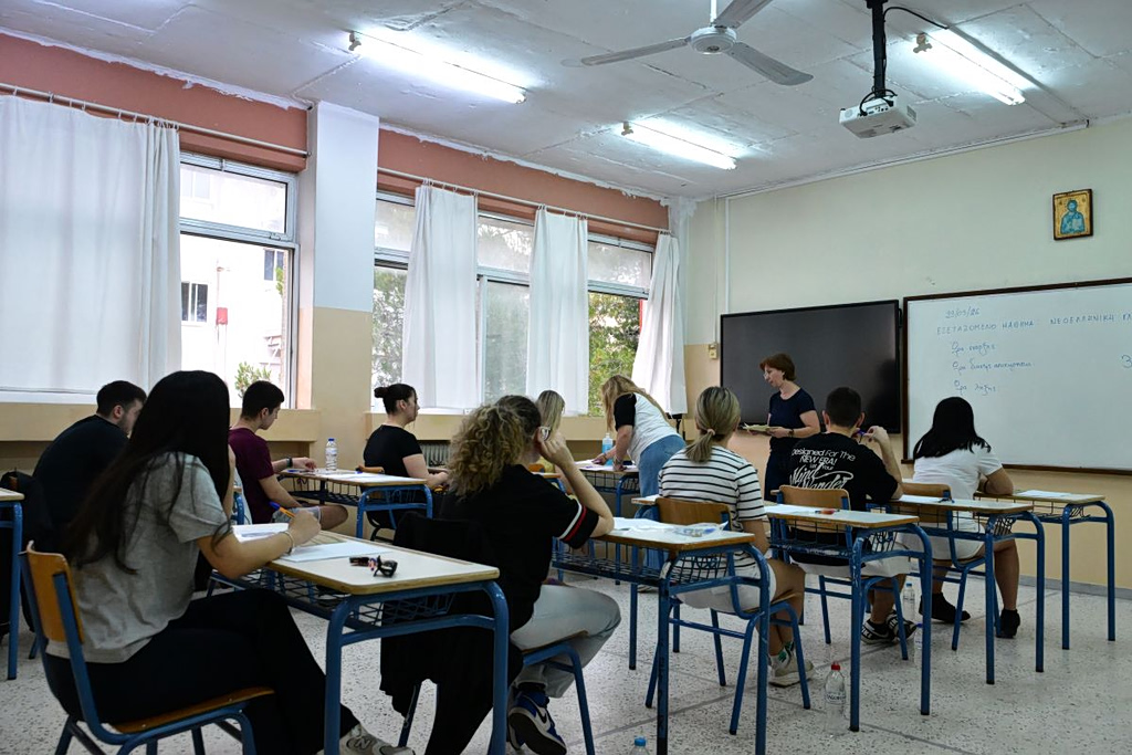 Πανελλήνιες 2026: Οι απαντήσεις στη Χημεία για τους υποψήφιους των ΓΕΛ