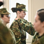 Στα «χακί» οι γυναίκες: Πρεμιέρα για την εθελοντική στράτευση στον Στρατό Ξηράς