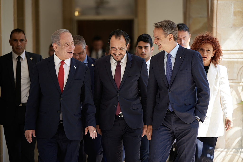 Το τρίγωνο που εξοργίζει την Αγκυρα