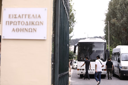 Σκάνδαλο ΟΠΕΚΕΠΕ: Στη φυλακή ο «εγκέφαλος» κι άλλοι δύο για το πάρτι εκατομμυρίων
