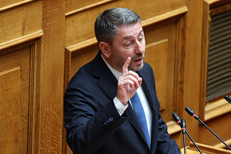 Ανδρουλάκης: Οι 3 πυλώνες του ΠαΣοΚ για Συνταγματική Αναθεώρηση – Η σκληρή επίθεση σε ΝΔ