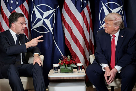 NYT: Οι ΗΠΑ μειώνουν μαχητικά, πλοία και στρατιωτικές δυνατότητες του ΝΑΤΟ στην Ευρώπη