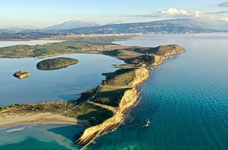 Αλβανία: Το στοίχημα της Ιβάνκα Τραμπ και του Τζάρεντ Κούσνερ προκαλεί πολιτική θύελλα