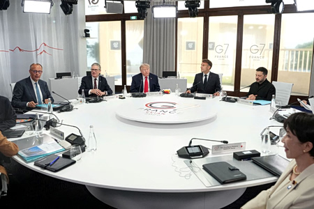 «Είμαι το αφεντικό»: Σόου Τραμπ στην G7, νέες απειλές κατά του Ιράν και κοινό ανακοινωθέν