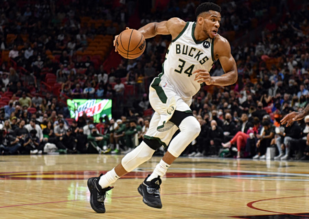Σεισμός στο NBA: Ο Γιάννης Αντετοκούνμπο αποχωρεί από τους Μπακς – Μετακομίζει στο Μαϊάμι
