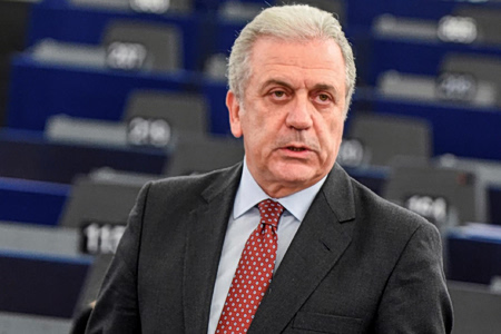 Δημήτρης Αβραμόπουλος