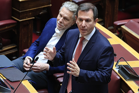 Απορρίφθηκε η ένσταση αντισυνταγματικότητας του ΠαΣοΚ – Το αιχμηρό σχόλιο Δουδωνή, η απάντηση Λιβάνιου