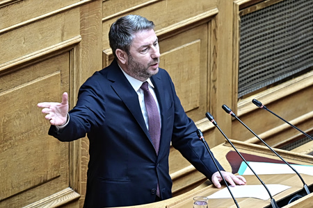 Ανδρουλάκης: «Κατάπτυστο» το νομοσχέδιο για την αυτοδιοίκηση