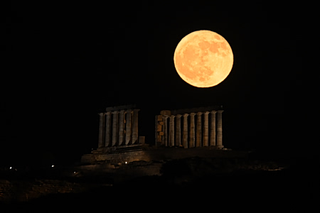 Πανσέληνος Ιουνίου: Σήμερα το «Φεγγάρι της Φράουλας»